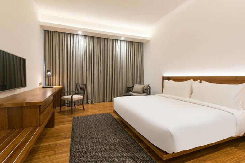 Jetwing Seven Hotel
