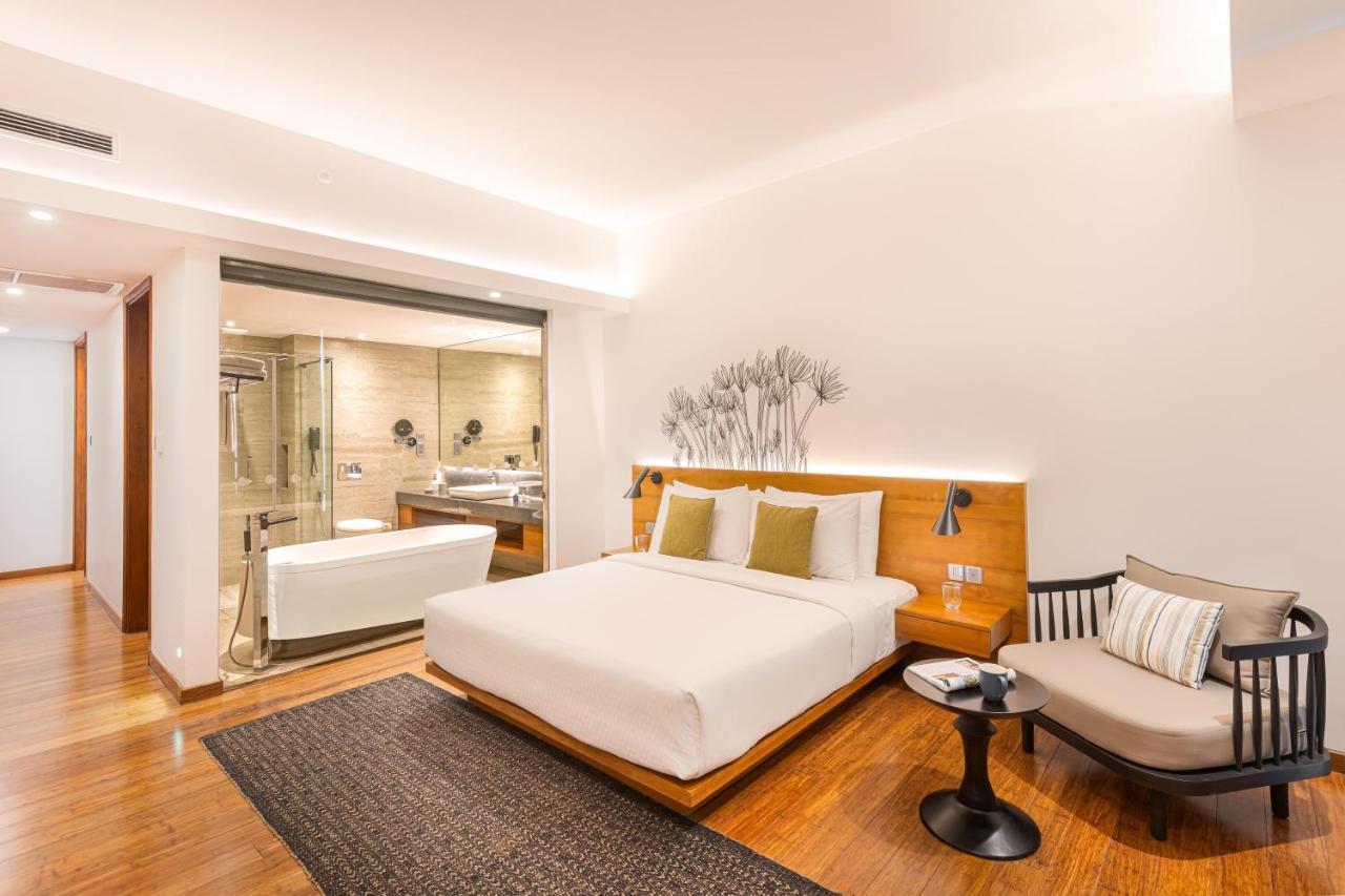 Jetwing Seven 5* Colombo